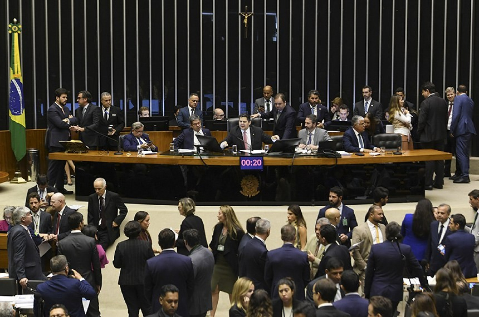 O pedido de investigação foi apresentado pela senadora Damares Alves (Republicanos-DF) e pela deputada Coronel Fernanda (PL-MT),