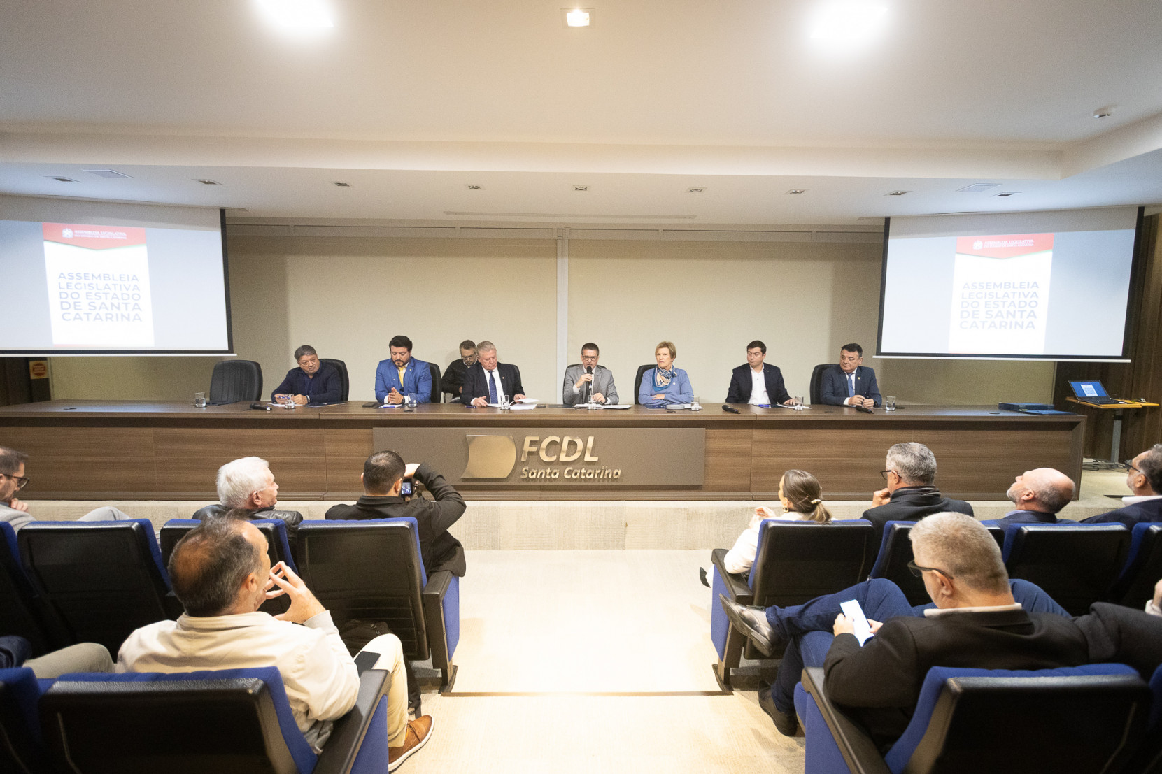 Reunião da Frente Parlamentar de Apoio ao Comércio Varejista com a FCDL