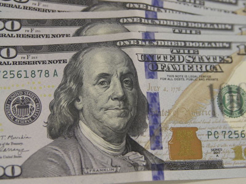 Dólar cai para R$ 5,43 e atinge menor valor desde setembro