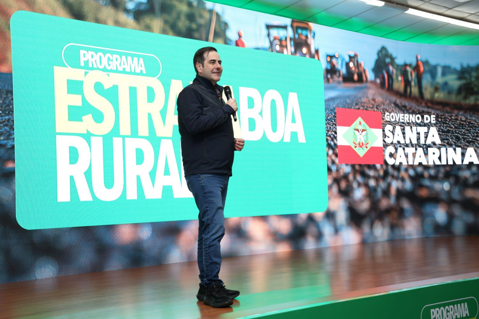 O secretário de Estado da Agricultura e Pecuária, Carlos Chiodini, destacou o fortalecimento de toda a cadeia agrícola e agroindustrial do estado, tornando o agro catarinense ainda mais competitivo