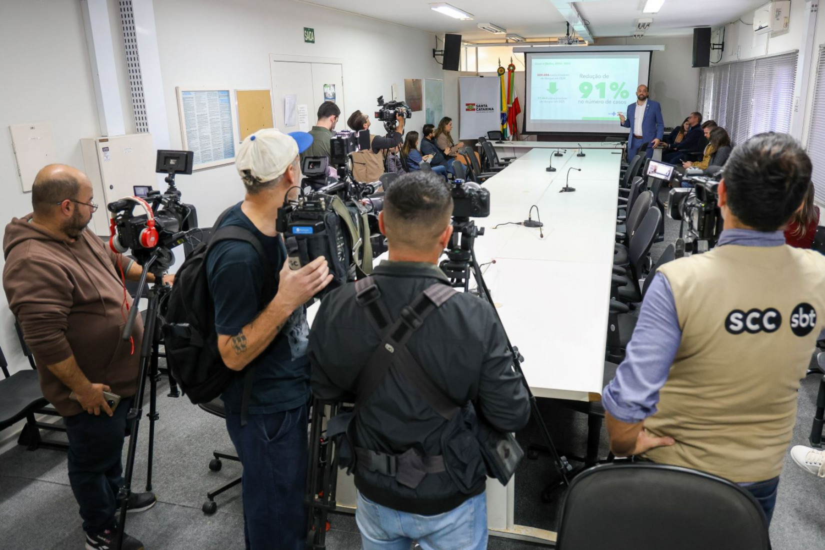 Ações do Governo do Estado com os municípios reduzem em mais de 90% casos e óbitos por dengue em SC