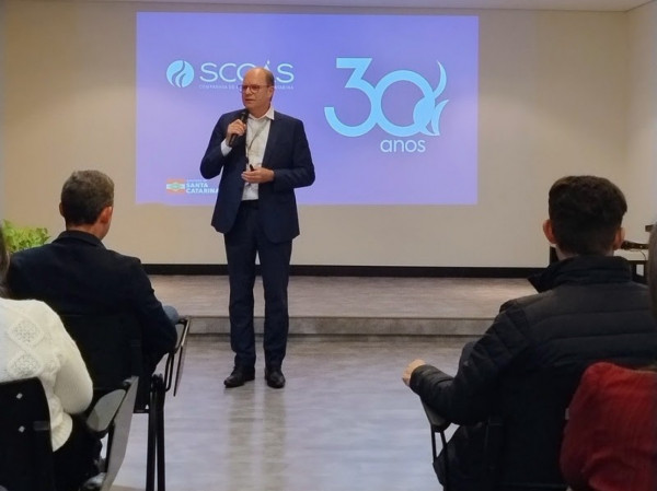 O encontro contou com apresentações das áreas de engenharia, comercial industrial e veicular, além do diretor técnico comercial da SCGÁS, Sílvio Del Boni