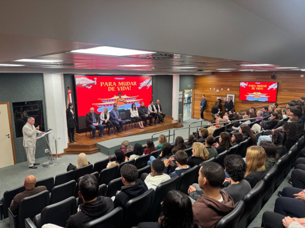 A iniciativa, liderada pelo deputado estadual Mário Motta, dará a oportunidade de 120 estudantes do ensino médio da rede estadual de ensino de realizarem um intercâmbio no pólo tecnológico da China