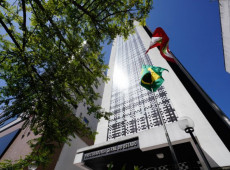 Os participantes discutiram a redação do documento que vai nortear o ressarcimento a ser feito pelo Paraná a Santa Catarina por meio de obras de infraestrutura em rodovias localizadas na região Norte catarinense.
