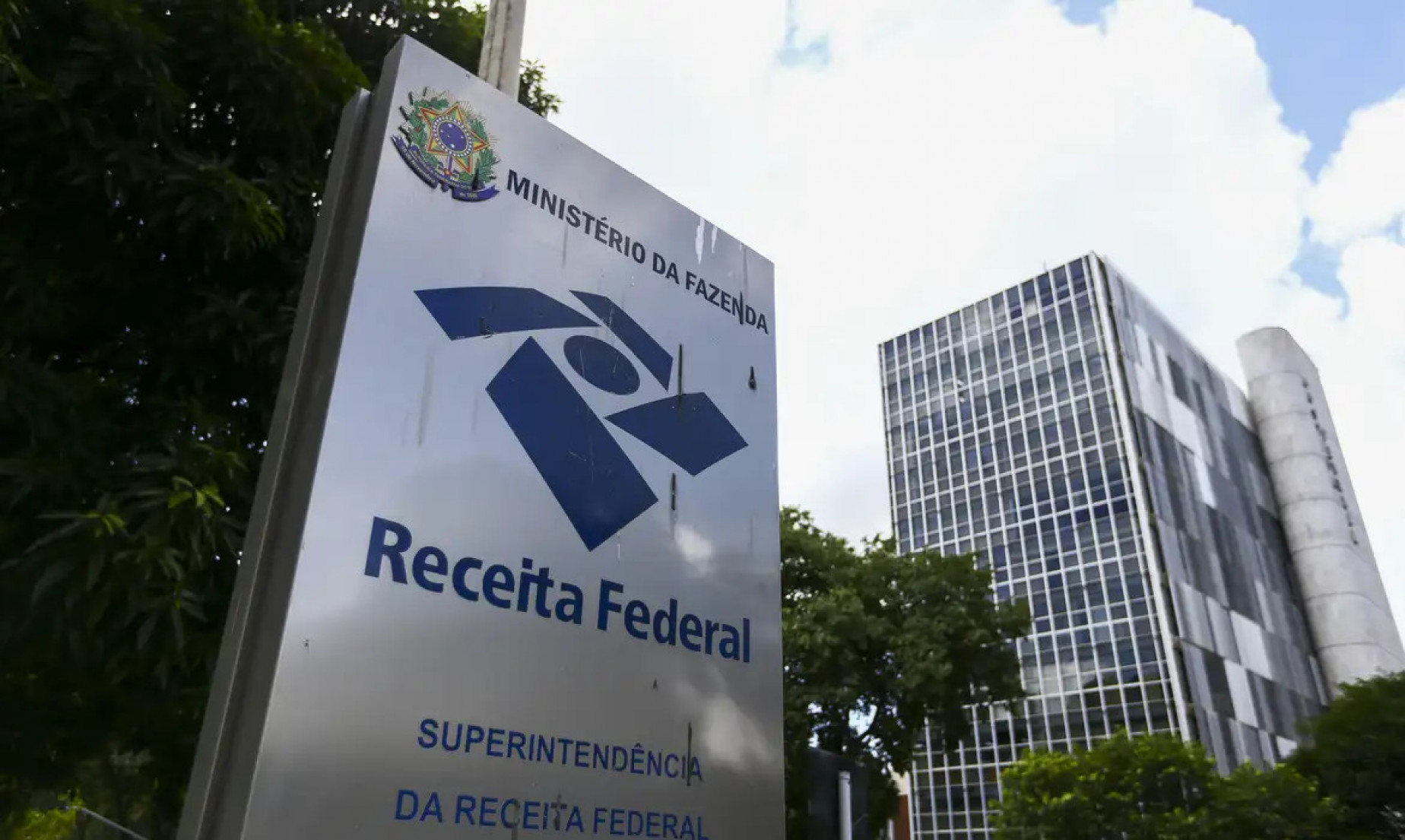 Receita não fará cobrança retroativa do IOF de instituição financeira