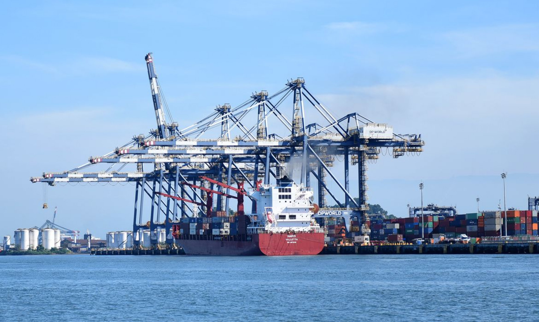 Porto de Santos vive corrida de exportadores antes de tarifas dos EUA