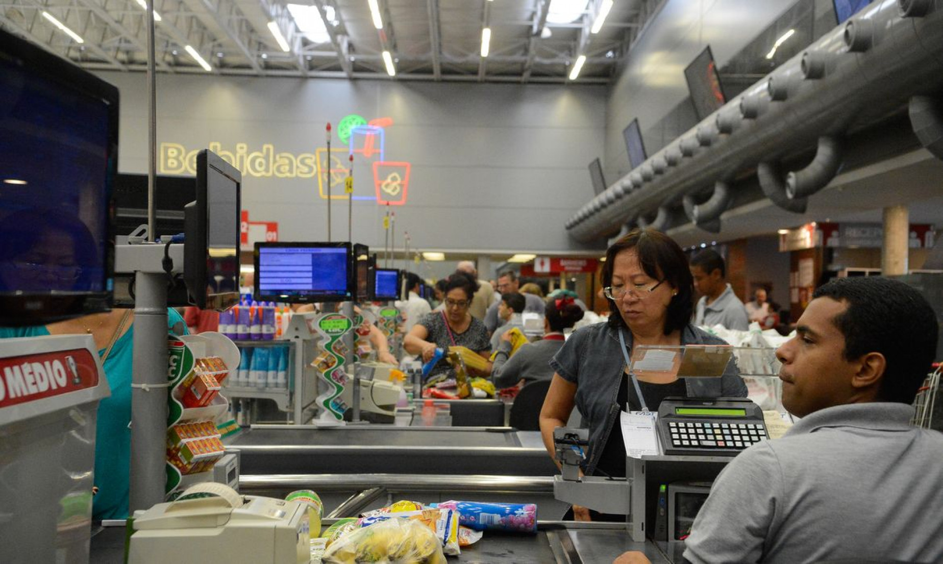 Consumo dos brasileiros cresce 2,63% no primeiro semestre