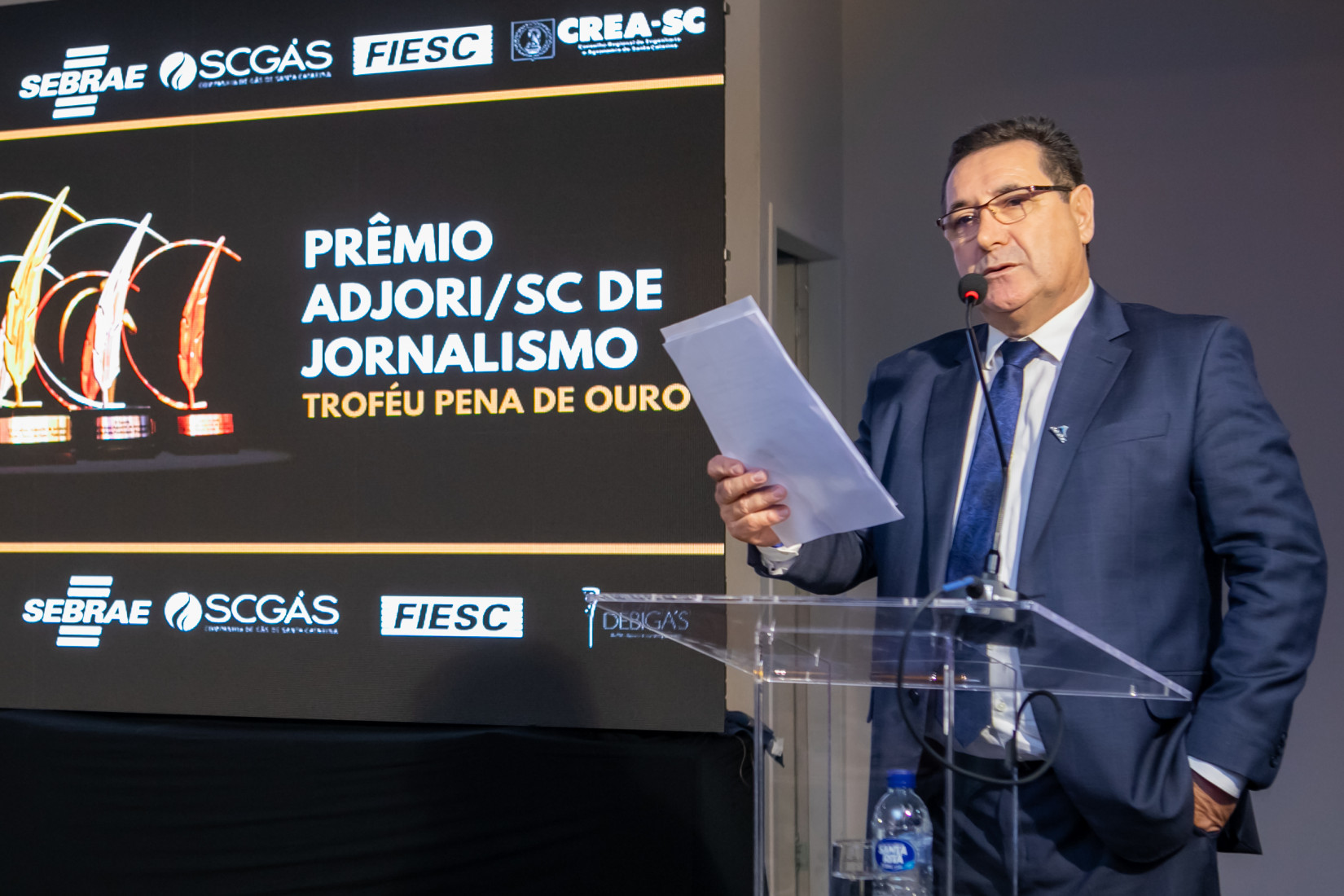 Pronunciamento do presidente da Adjori/SC, José Roberto Deschamps, na solenidade de premiação de 2024