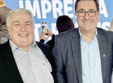 Presidente do Sindejor/SC Ailton Carlos Coelho com o vice José Roberto Deschamps