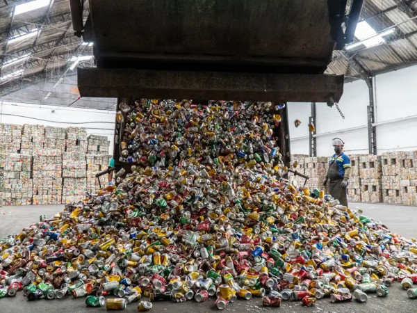 Brasil reciclou 97,3% das latinhas de alumínio em 2024