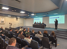 Ato foi realizado na manhã desta segunda-feira (25)