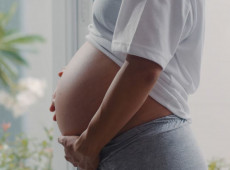 Cientistas confirmam que gravidez acelera idade biológica feminina