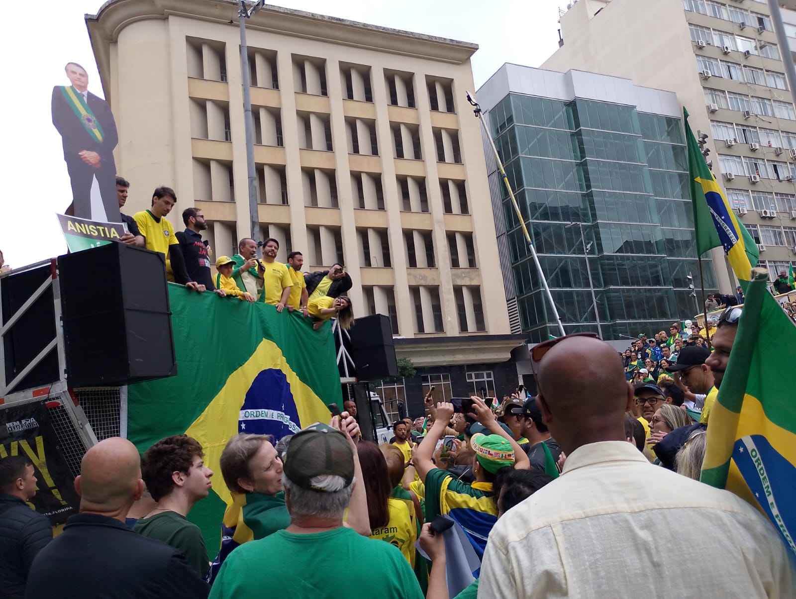 Lideranças catarinenses marcaram presença no ato