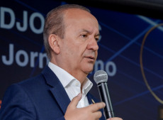 Governador Jorginho Mello 