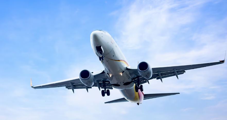Santa Catarina terá 226 voos extras da Azul no verão 2025/2026