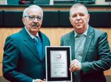 Ênio de Oliveira Matos e o deputado Maurício Eskudlark