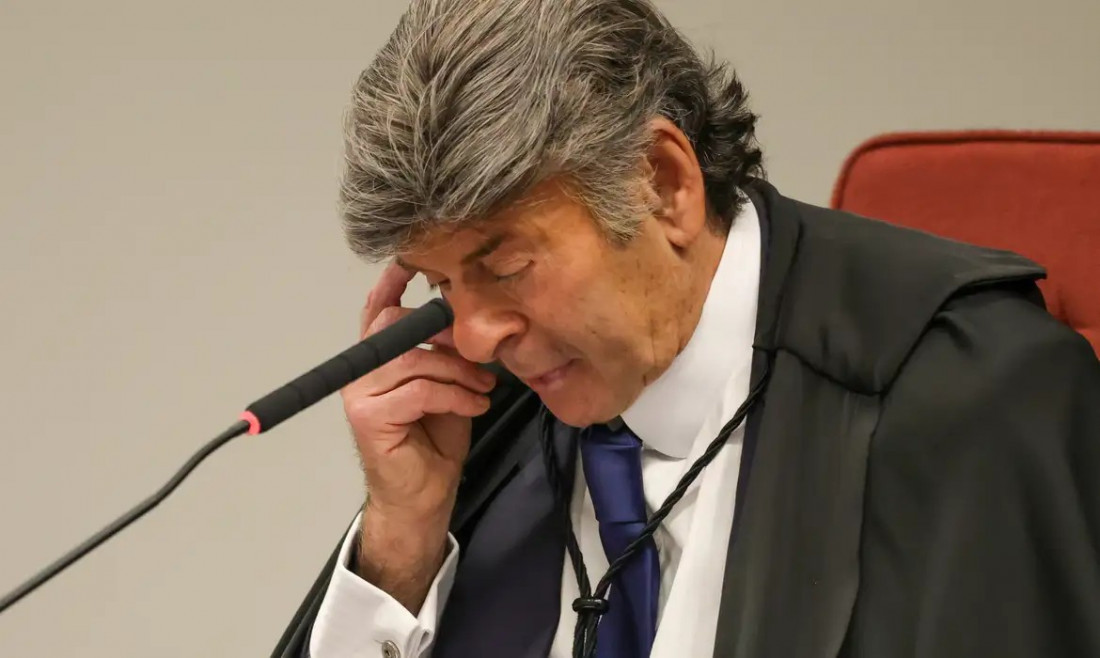 ministro Luiz Fux, do Supremo Tribunal Federal (STF), votou nesta quarta-feira (10) por afastar a imputação do crime de organização criminosa armada na ação penal sobre uma trama golpista 