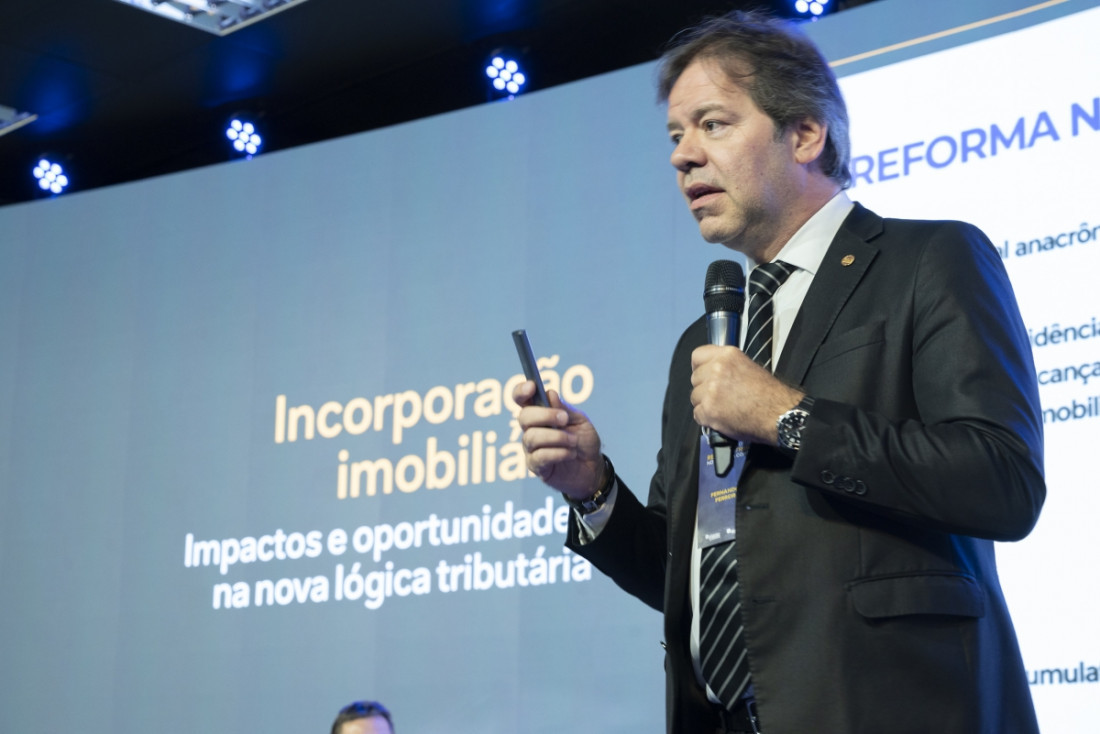 
Em evento na FIESC, especialistas destacam que mudanças vão alterar modelos de negócio, reduzir necessidade de mão de obra e redefinir relações com fornecedores
Planejamento tributário começa na concepção do projeto com a Reforma. (Foto: Fabricio de Almeida)
Planejamento tributário começa na concepção do projeto com a Reforma. (Foto: Fabricio de Almeida)

Florianópolis, 10.09.25 - A Reforma Tributária vai provocar mudanças estruturais no setor da construção civil, com impactos para construtoras, incorporadoras e até na locação de imóveis. Essa é a avaliação dos especialistas que participaram do evento  