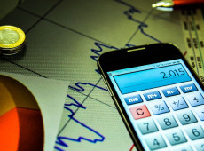 Mercado financeiro projeta inflação de 4,83% em 2025