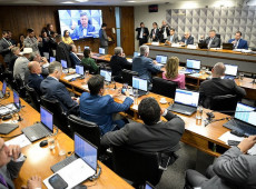 A votação dos requerimentos foi uma resposta da CPMI ao não comparecimento de Antônio Carlos Antunes, cujo depoimento estava marcado para segunda-feira (15). Ele foi dispensado pelo ministro do STF, André Mendonça, de comparecer
