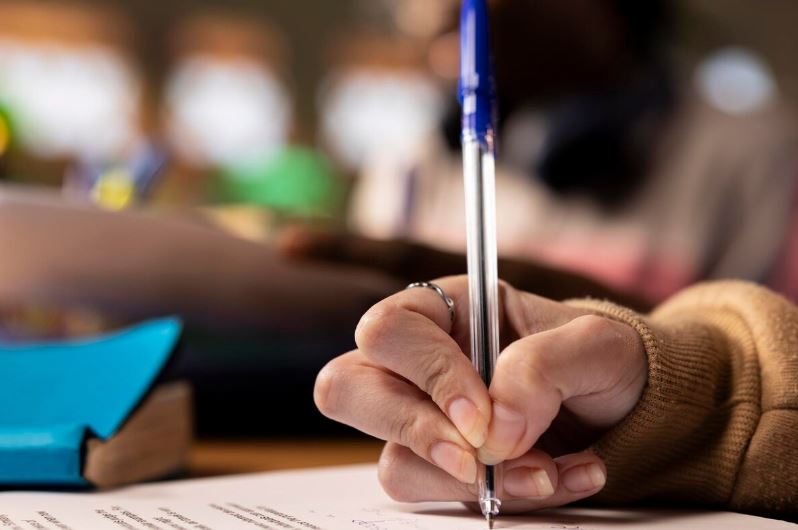 Udesc abre concurso público em Ibirama com salários de até R$ 14,2 mil para professores universitários. Inscrições vão até 7 de outubro