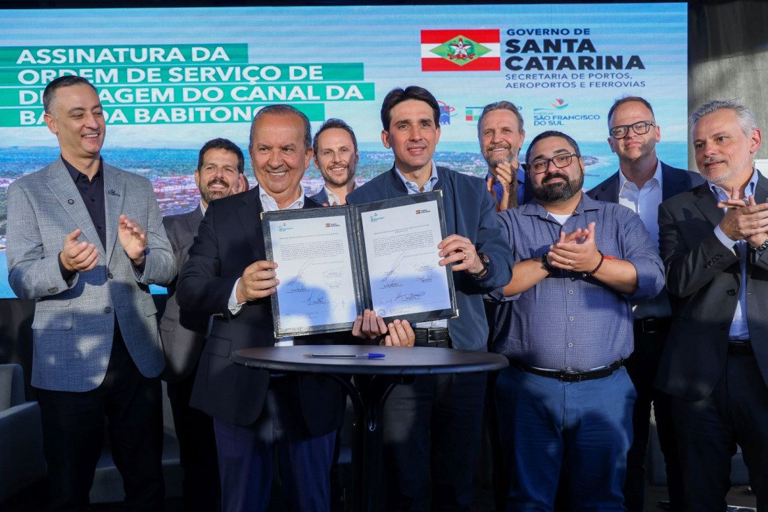  O ato foi realizado no Porto de São Francisco do Sul, com a presença do ministro de Portos e Aeroportos, Silvio Costa Filho, do secretário de Estado de Portos, Aeroportos e Ferrovias, Beto Martins e autoridades locais.