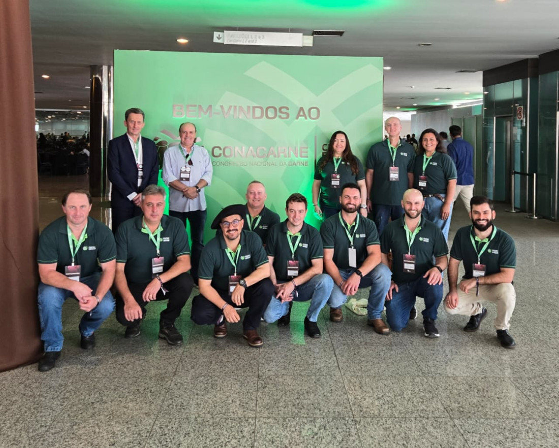 Representantes do Sistema Faesc/Senar e equipe técnica da ATeG na área de pecuária de corte participaram do evento