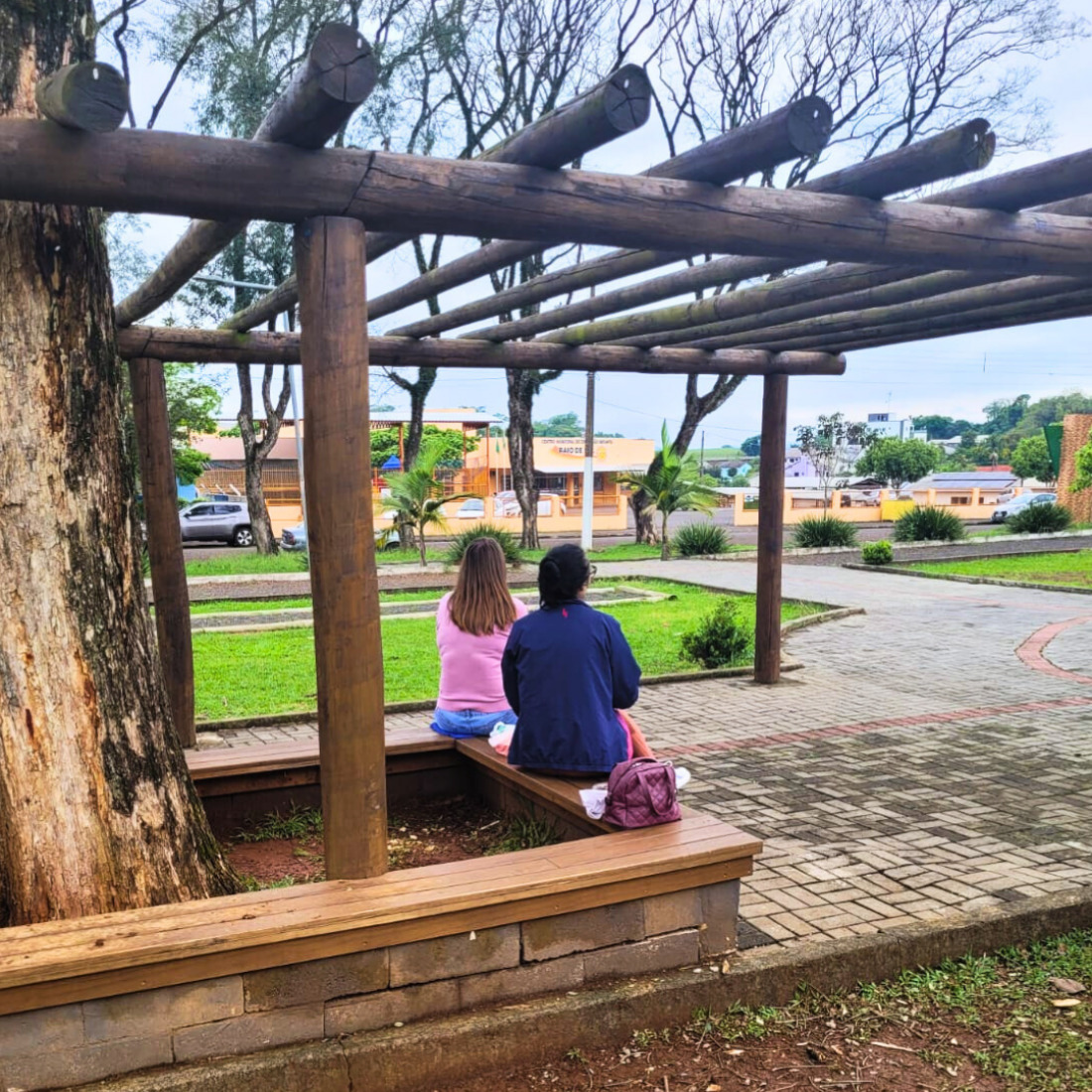 Professoras residentes no município de Nova Erechim são proibidas de fazer refeições no interior da escola