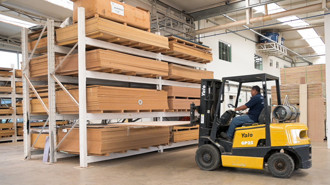 Tarifaço impacta fabricação de produtos de madeira em SC