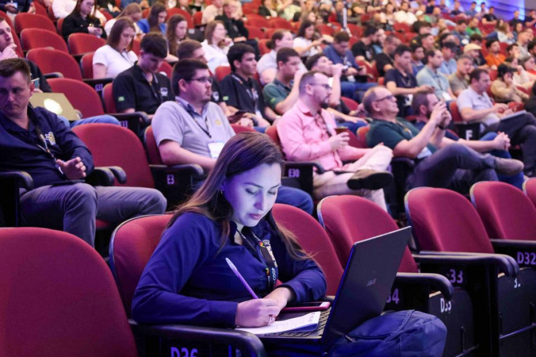 SBSBL reúne público especializado para assistir às palestras da programação científica -