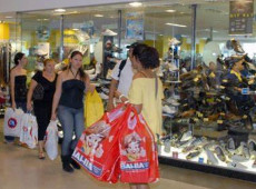 Vendas no comércio crescem 0,2% em agosto, após quatro meses de queda