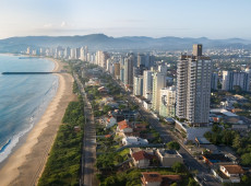 O reconhecimento pelo Bandeira Azul exige o atendimento de critérios rigorosos: qualidade da água, gestão ambiental, segurança, infraestrutura e educação ambiental,