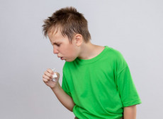 Casos de coqueluche aumentam 13 vezes no Brasil em um ano, alerta Fiocruz