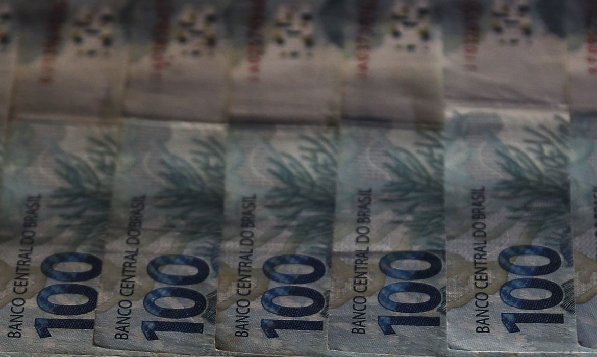 IFI: governo terá de economizar R$ 27,1 bi extras no último trimestre