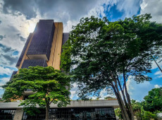 Contas externas têm saldo negativo de US$ 9,8 bilhões em setembro
