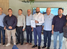 Secretário da Saúde visita Hospital João Berthier e discute ampliação