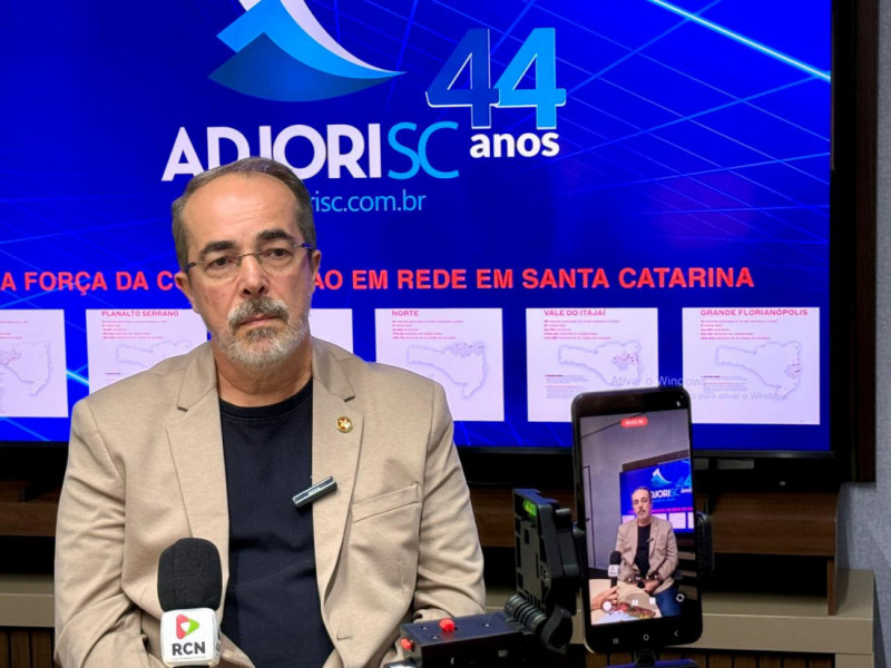 Presidente da Associação de Oficiais da Polícia Militar e do Corpo de Bombeiros Militar de SC, coronel Sérgio Luís Sell