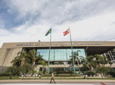 As atividades começam na segunda-feira (3), com duas importantes iniciativas.