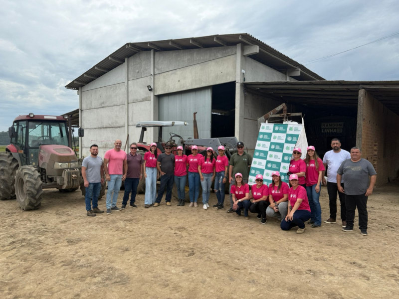 O Sistema Faesc/Senar oferece capacitações exclusivas para mulheres, como o curso de Tratores Agrícolas, recentemente realizado em Imaruí