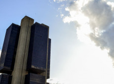 Copom decide nesta quarta se mantém Taxa Selic em 15% ao ano