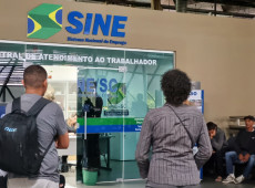 Entre as regiões com maior número de vagas disponíveis, destacam-se a Grande Florianópolis, com 1.531 oportunidades