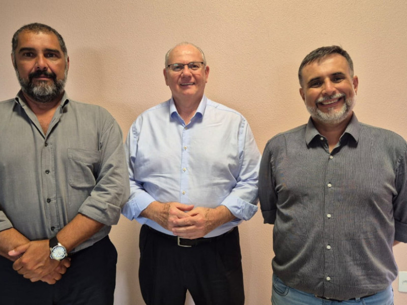 Gustavo Fagundes (ANUP e ABRAES), Everaldo Tiscoski (AMPESC) e Jair dos Santos Jr. (AMPESC e ABED)