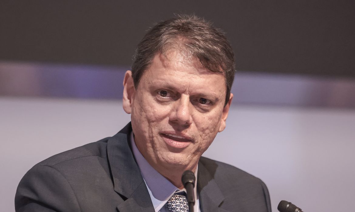  Consórcio Acquavias vence leilão de balsas em São Paulo