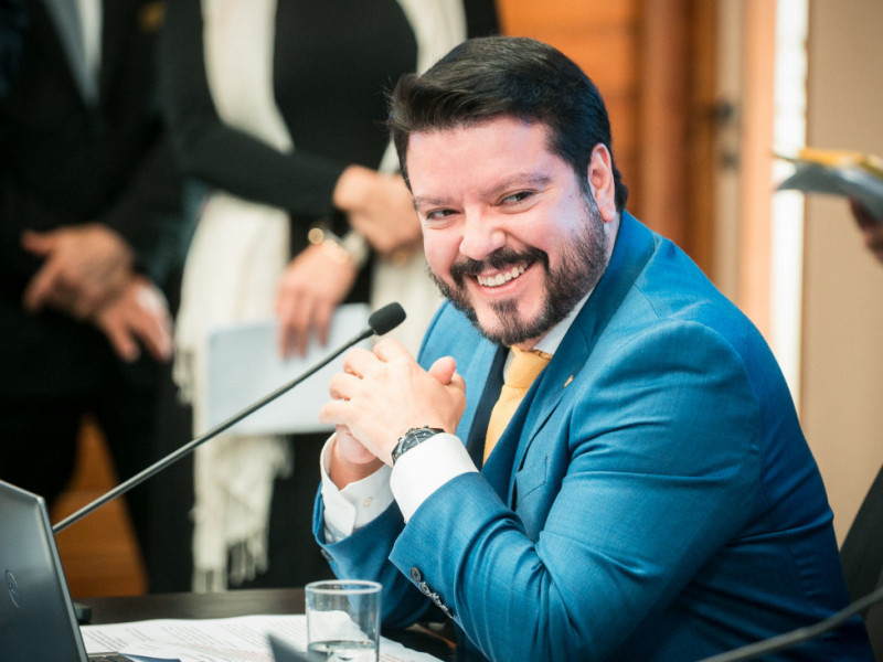 O povo catarinense é conservador, valente e não abre mão dos seus valores — e é por ele que lutamos todos os dias", declarou Alex Brasil.