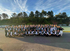 Representantes das entidades parceiras comemoram o êxito do evento juntamente com as equipes técnicas e supervisores regionais das regiões Sul e Vale do Itajaí.