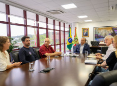 O encontro tratou de pautas estratégicas para o fortalecimento da cadeia produtiva do mel no estado.