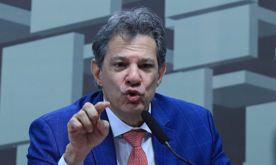 Haddad avalia como robusto processo do BC sobre o Banco Master 