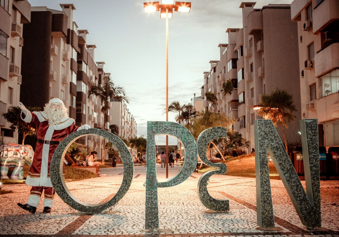 Para as crianças, haverá mais diversão com a recreação temática de Natal,