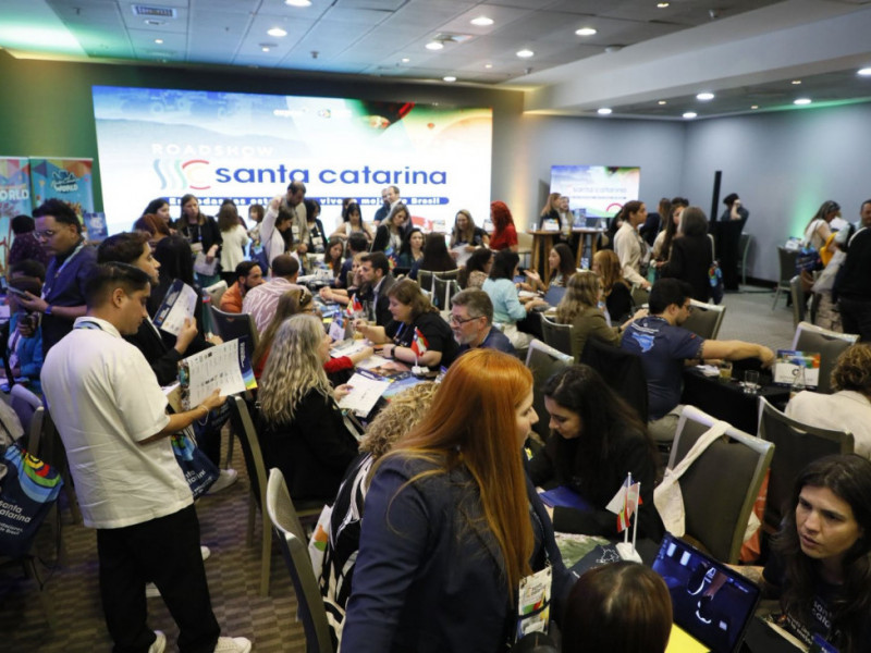 SETUR Encerra roadshow internacional no Chile, focando no turismo de quatro estações
