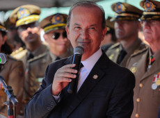 Governador Jorginho Mello em evento com a Polícia Militar